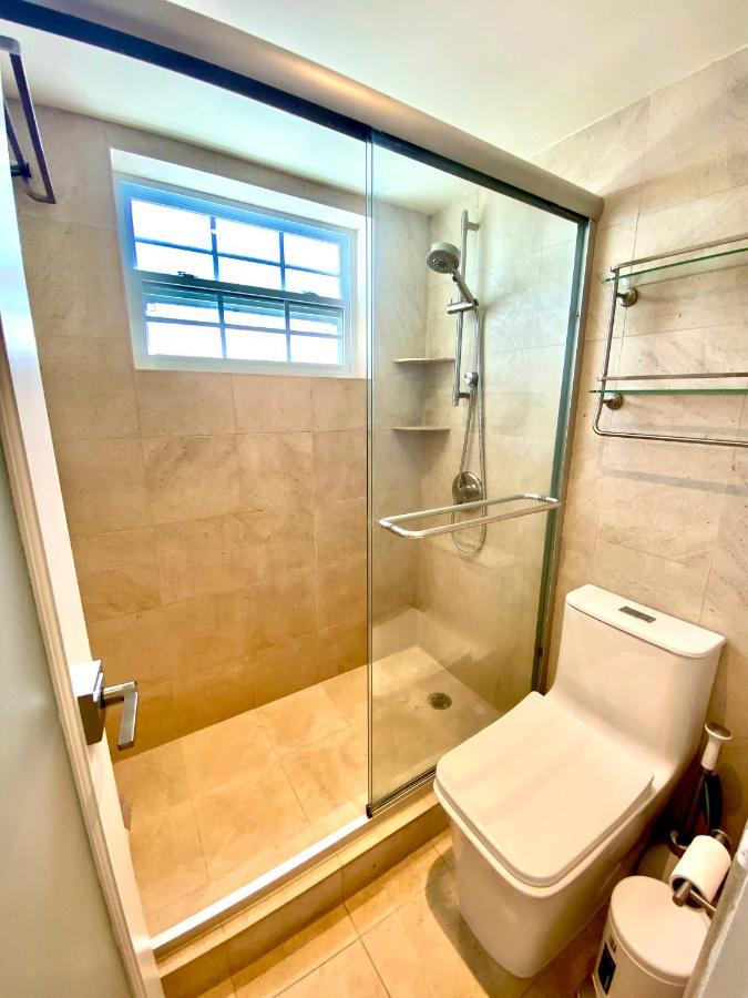 Premium Modern Waterfront Apartment With Miami Skyline View On The Bay 5 Mins Drive To Miami Beach With Free Parking Exterior foto