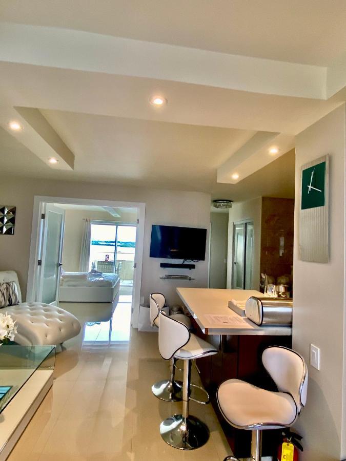 Premium Modern Waterfront Apartment With Miami Skyline View On The Bay 5 Mins Drive To Miami Beach With Free Parking Exterior foto